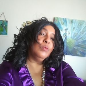 Meet your Posher, Monique